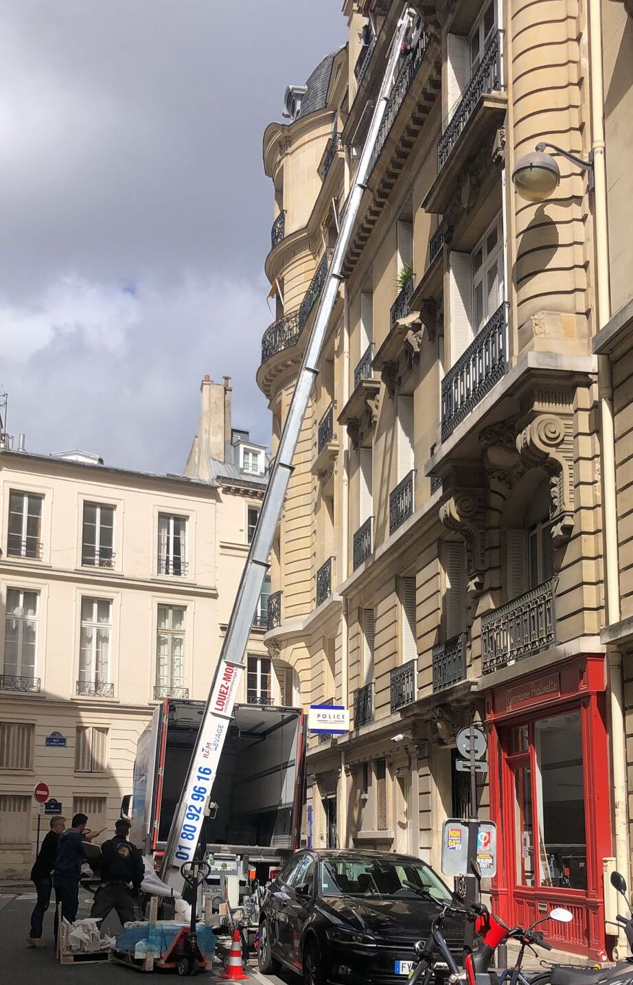 Location Monte-Charge à Saint Denis 93200